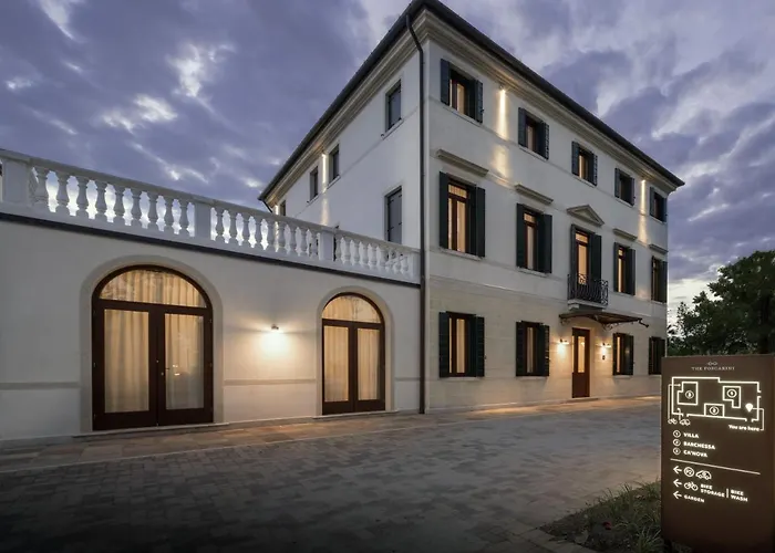 The Foscarini